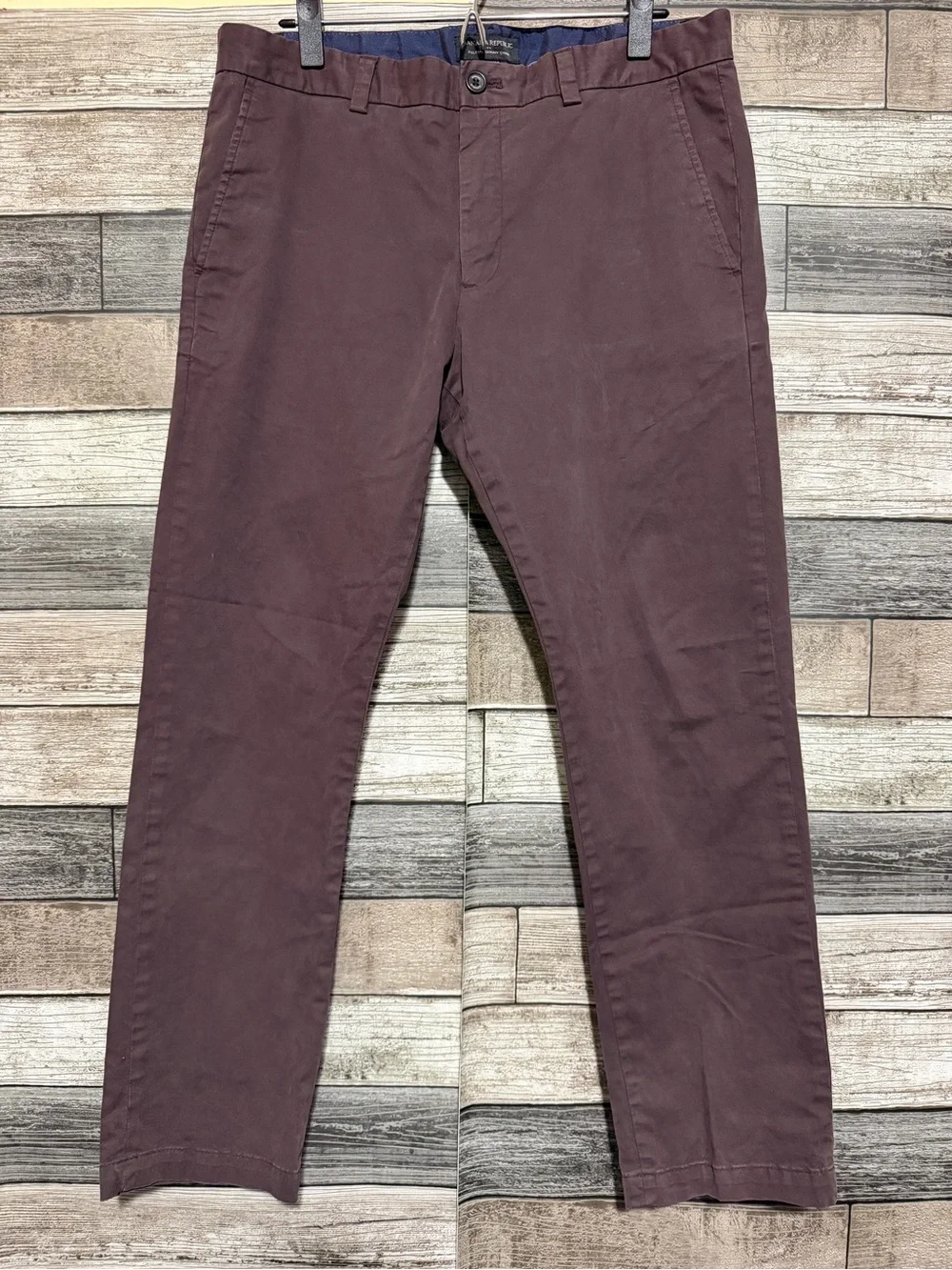 Banana Republic Fulton Skinny Chino Pants Men’s 34x30 Purple Ish Stretch READ